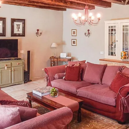 度假居 Stunning In With 2 Bedrooms And Wifi